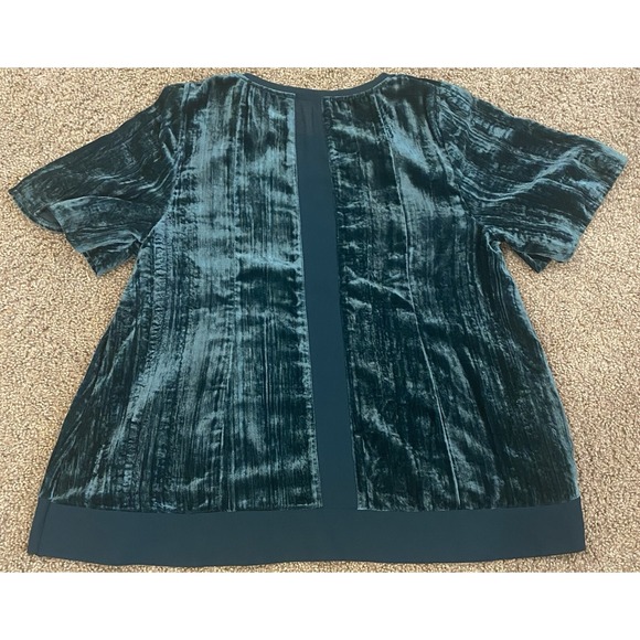 Anthropologie Maeve Green Crushed Velvet Swing Top Women's Sz Small Short Sleeve - Picture 2 of 7